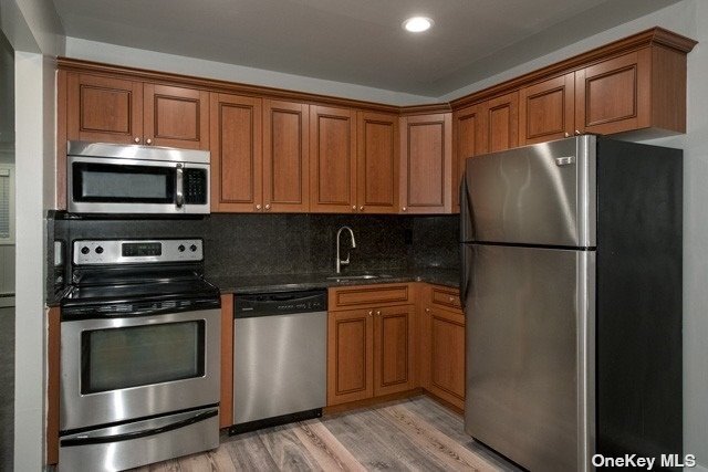10 Westgate Dr-Unit -FA05 in Bohemia, NY - Foto de edificio