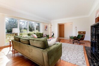 10085 Litzsinger Rd in St. Louis, MO - Building Photo - Building Photo