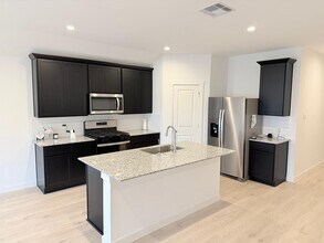 5111 Hunters Trl in Fresno, TX - Building Photo - Building Photo