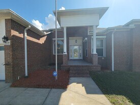 7327 Rodgers Dr in Panama City, FL - Building Photo