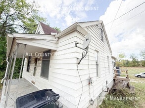 955 Morse St in Akron, OH - Building Photo - Building Photo