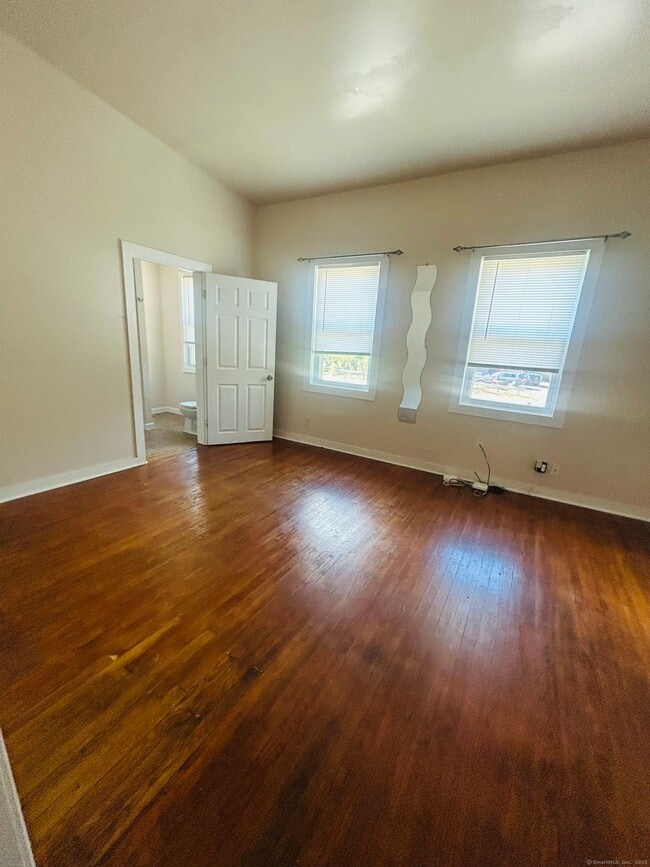 272 Terrace Ave in West Haven, CT - Building Photo - Building Photo