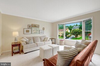 6868 Chelsea Rd in McLean, VA - Building Photo - Building Photo