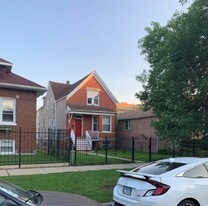 4933 W Medill Ave in Chicago, IL - Building Photo