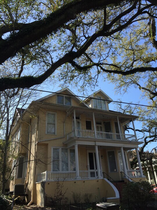 1636 Peniston St in New Orleans, LA - Building Photo