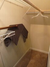 2477 Boston Post Rd, Unit apartment in Guilford, CT - Building Photo - Building Photo