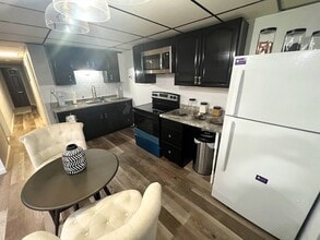 904 Main St, Unit A in Woburn, MA - Building Photo - Building Photo
