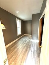 2911 Cochran St, Unit 1 in Erie, PA - Building Photo - Building Photo