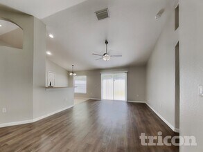 3091 Verbena Dr in Deltona, FL - Foto de edificio - Building Photo