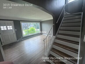 3019 Stanfield Dr in Parma, OH - Building Photo - Building Photo