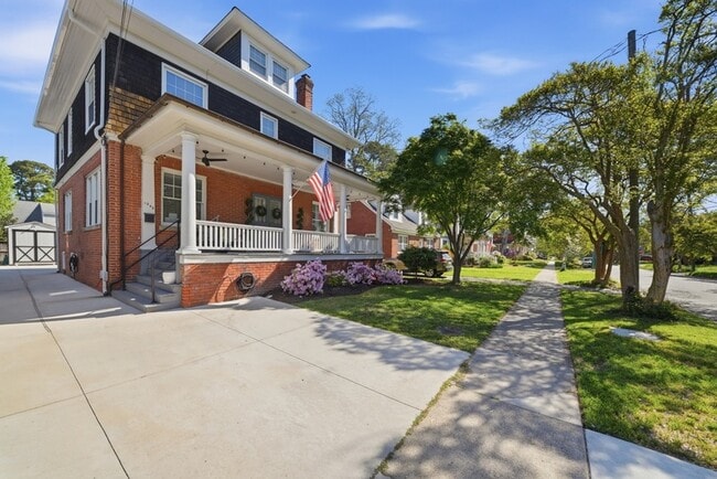 1048 Hanover Ave in Norfolk, VA - Building Photo - Building Photo