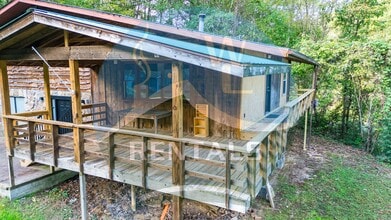 945 E Main St in Sylva, NC - Building Photo - Building Photo