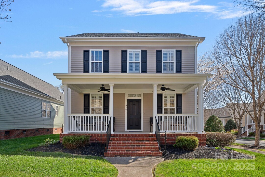 16504 Knox Run Rd in Huntersville, NC - Building Photo