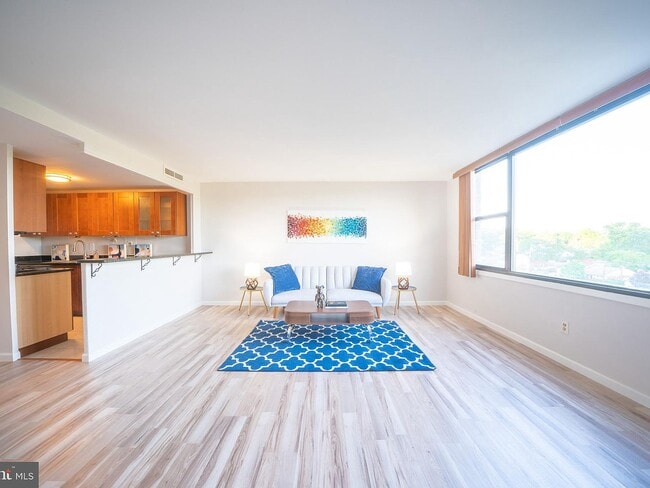 property at 4600 Duke St