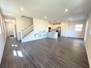 11812 Vienna Ln in Los Angeles, CA - Building Photo - Building Photo