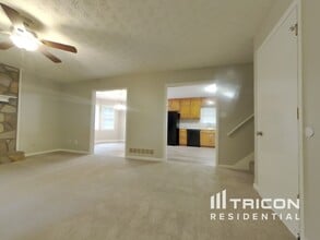 100 Russell Dr in Hiram, GA - Building Photo - Building Photo