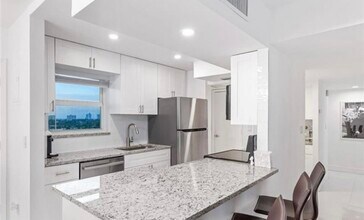 801 S Federal Hwy, Unit 906 in Pompano Beach, FL - Foto de edificio - Building Photo