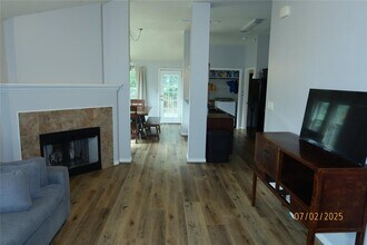 305 Duprie Dr in Brenham, TX - Building Photo - Building Photo