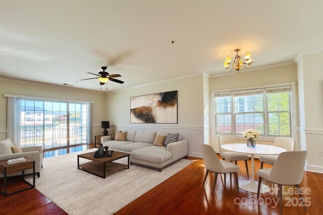 8929 Meadow Vista Rd in Charlotte, NC - Building Photo - Building Photo