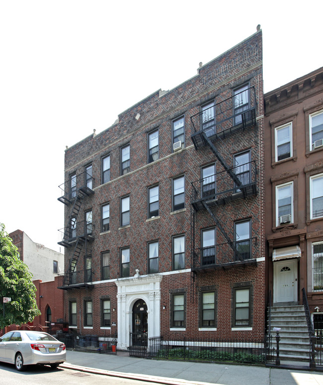 168-170 Decatur St in Brooklyn, NY - Building Photo - Building Photo