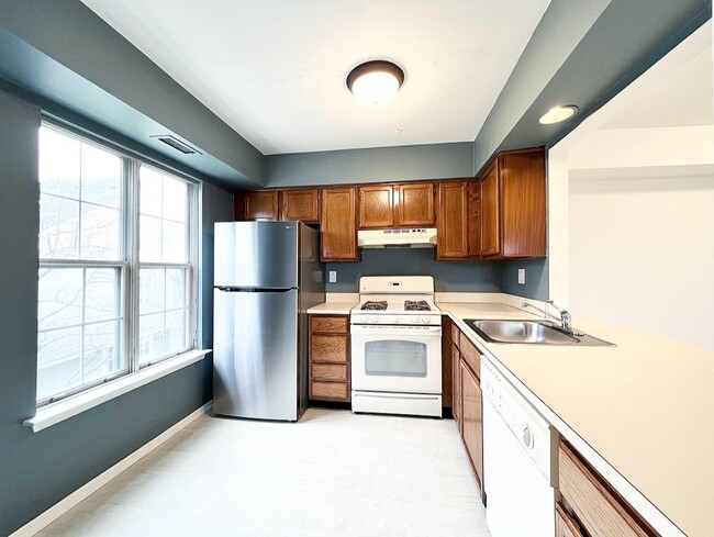 property at 2302 Society Pl