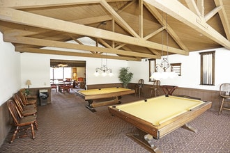 Highland Meadows Apartments in Fullerton, CA - Foto de edificio - Interior Photo