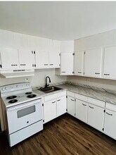 14 Chatham St, Unit 1 in Nassau, NY - Building Photo - Building Photo