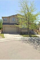 10665 Cedarcrest Cir in Littleton, CO - Building Photo
