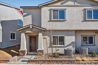 1629 Icelandic Wy in Reno, NV - Building Photo - Building Photo