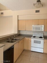 1105 Reserve Ct in Naples, FL - Building Photo - Building Photo