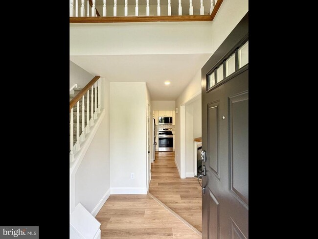 property at 906 Pritchet Ct
