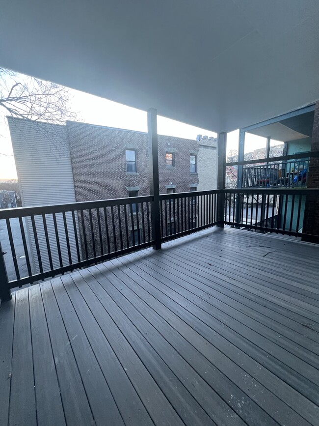 14 Mount Hood Rd, Unit 1