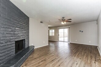 4124 N 106th Ave in Phoenix, AZ - Building Photo - Building Photo