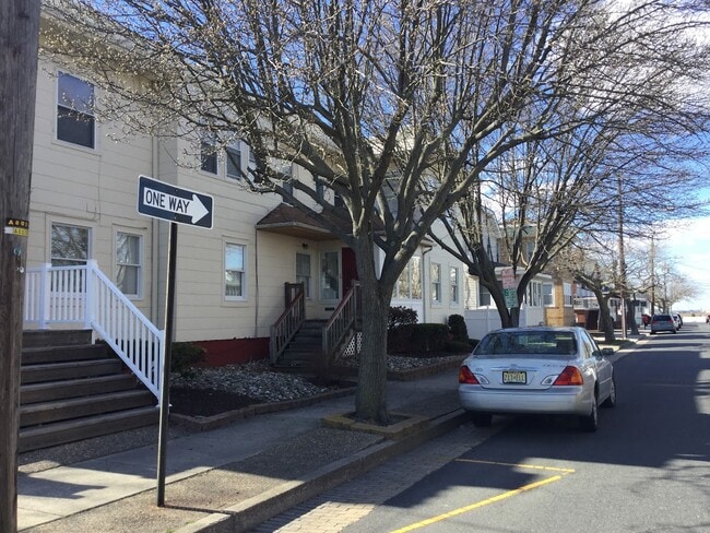 2 N Austin Ave, Unit Bayside in Ventnor City, NJ - Building Photo - Building Photo