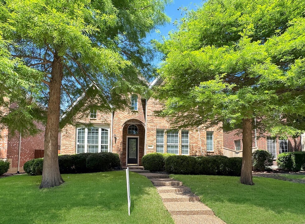 5973 Country View Ln in Frisco, TX - Foto de edificio