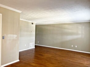 1150 Collier Rd NW in Atlanta, GA - Building Photo - Building Photo