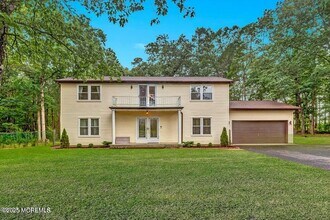 718 E Veterans Hwy in Jackson Township, NJ - Building Photo - Building Photo