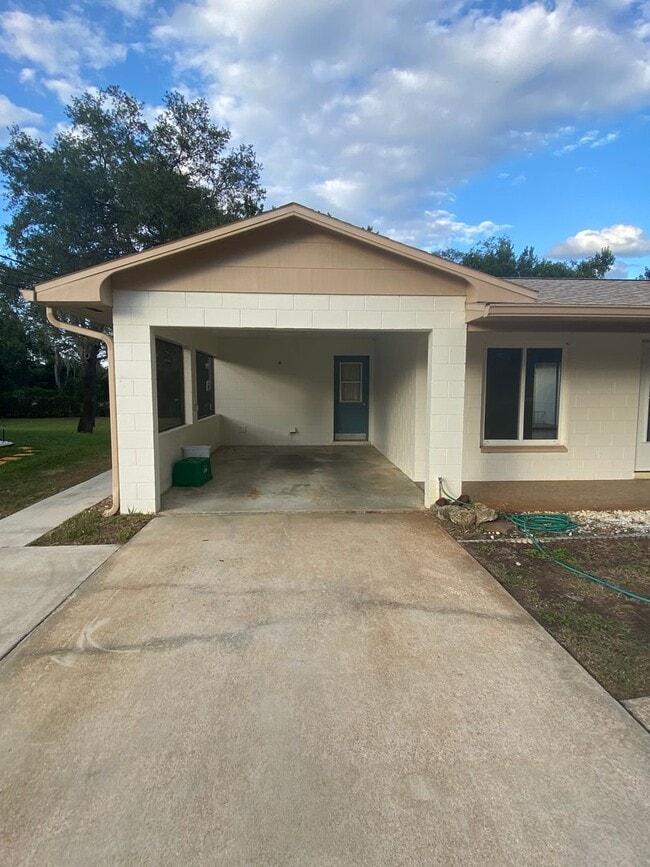 228 Plumosa Rd in Debary, FL - Building Photo - Building Photo