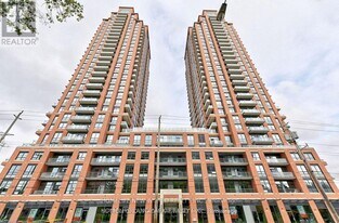 3270 Sheppard Ave E in Toronto, ON - Building Photo