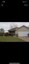 3306 White Oak Ln in Eau Claire, WI - Building Photo
