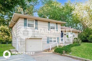 8508 E 85th Terrace in Raytown, MO - Building Photo