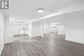 39 Oshea Crescent in Ajax, ON - Building Photo - Building Photo