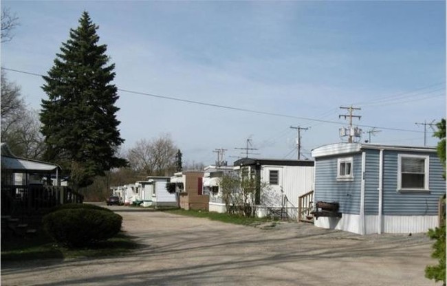 Plaza Court Mobile Home Community