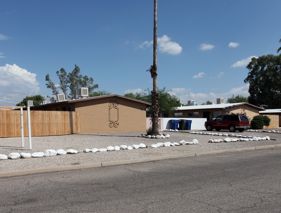 Park Manor Apartments in Tucson, AZ - Foto de edificio