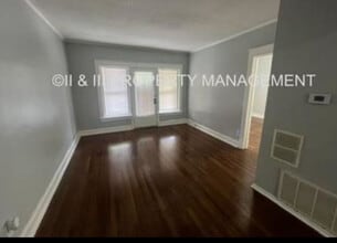 215 W 37th St in Kansas City, MO - Building Photo - Building Photo