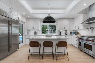 2537 Lucille Dr in Fort Lauderdale, FL - Foto de edificio - Building Photo