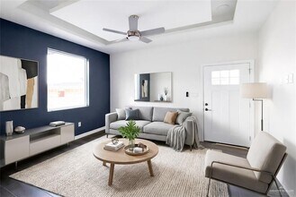 604 N Onyx Ave, Unit 1 in Edinburg, TX - Foto de edificio - Building Photo