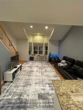 1405 Round Pointe Dr in Haverstraw, NY - Building Photo - Building Photo