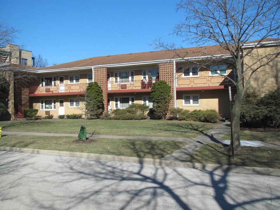 33 N Clifton Ave in Park Ridge, IL - Building Photo