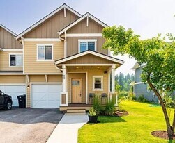33 Great Northern Dr in Whitefish, MT - Building Photo